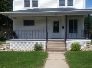 808 E Irving Ave, Oshkosh, WI 54901
