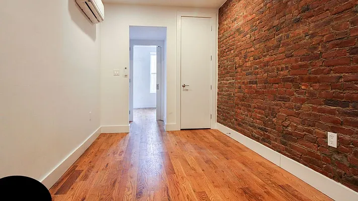 Rented by Nooklyn NYC LLC | media 8