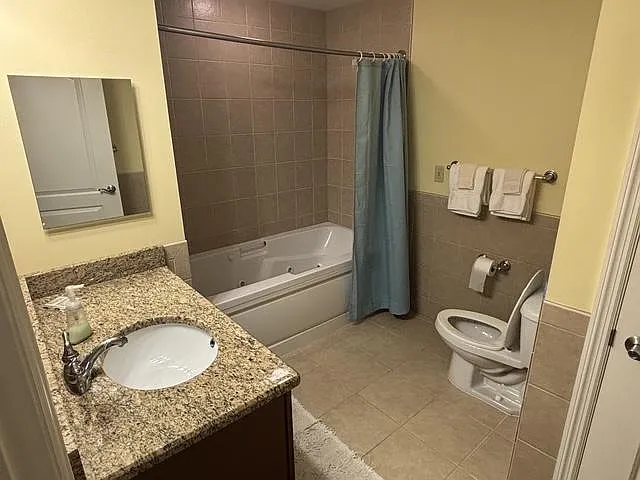50 Lakeside Dr #C101 — Photo 11