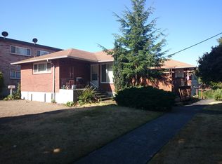 9225 35th Ave SW, Seattle, WA 98126