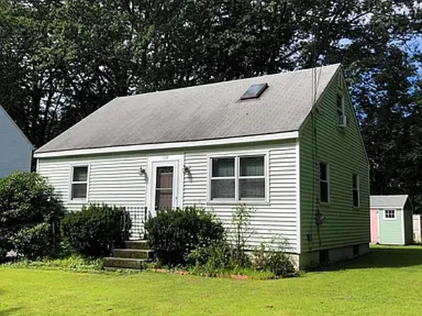 104 Bolton St, Portland, ME 04102