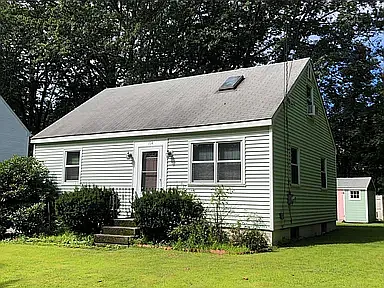 104 Bolton St Photo 1