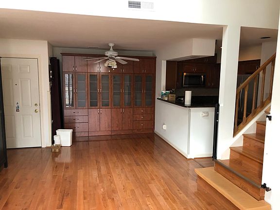 3rd image of 5909 Barbados Pl APT 202