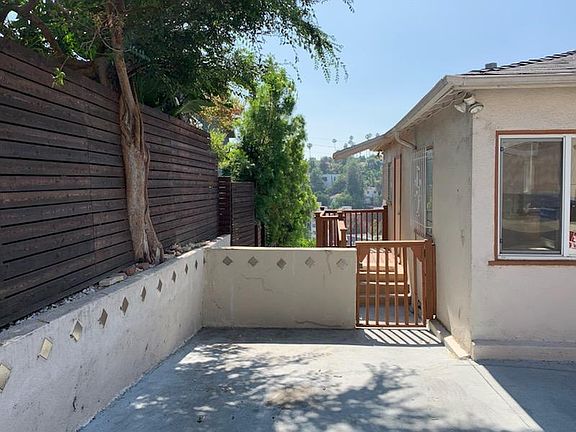 2nd image of 1429 Elevado St