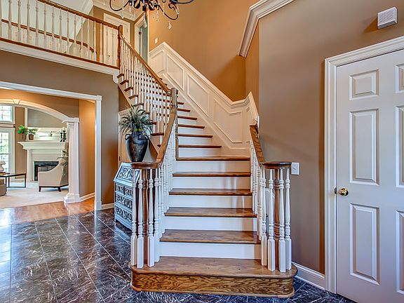 2nd image of 310 Toddington Ct