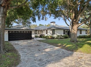 326 Overbrook Dr, Belleair, FL 33756