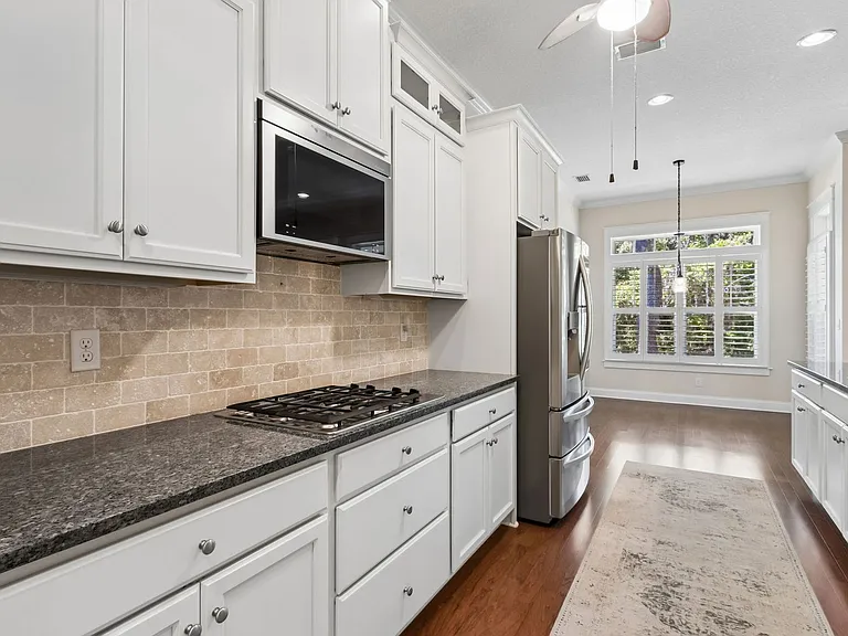 1600 Highland Dunes Way — Photo 8