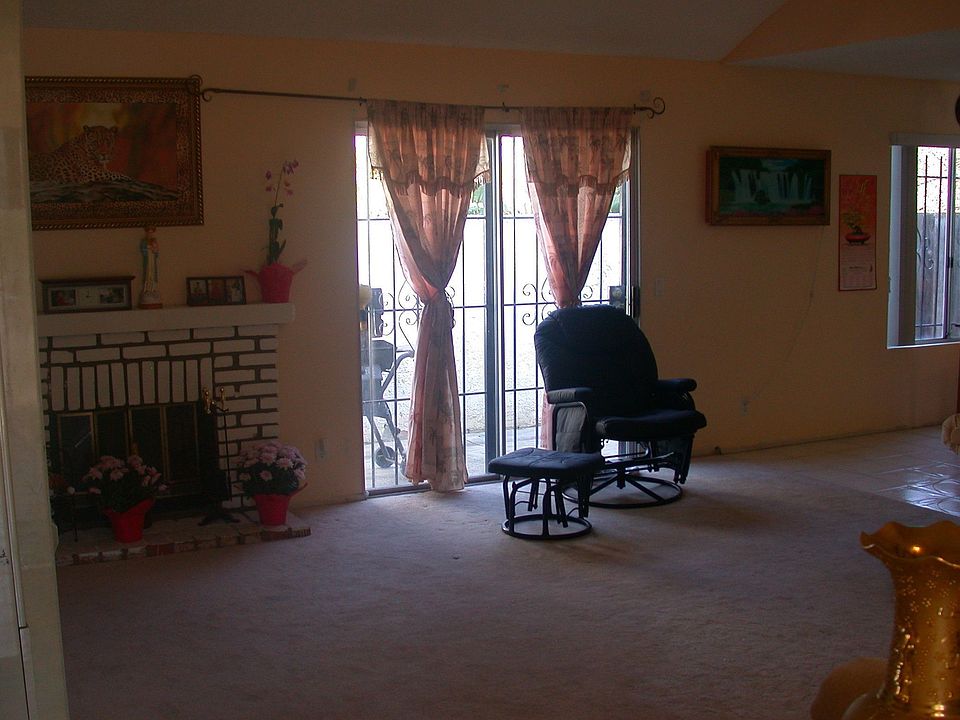 2nd image of 409 N Mountain View St APT B