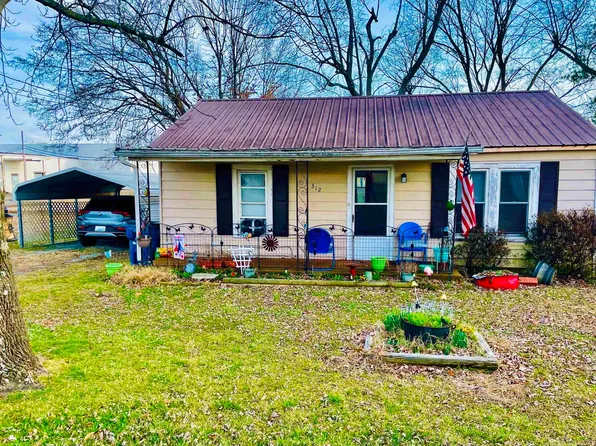 312 Drivers Ln, Mayfield, KY 42066