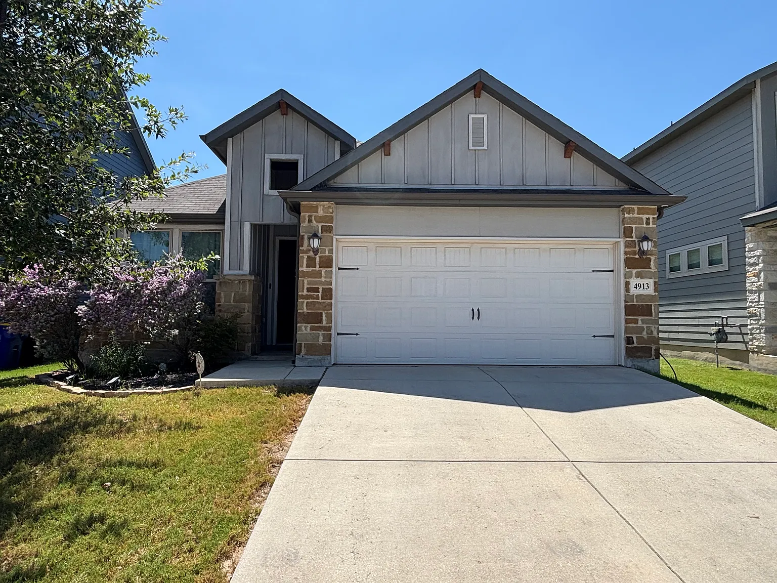 3 bed, 1857 sqft, $2,000 — Photo 3