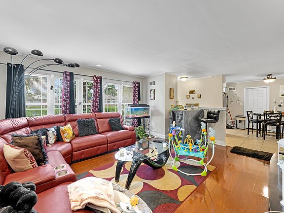 5th image of 3119 173rd St