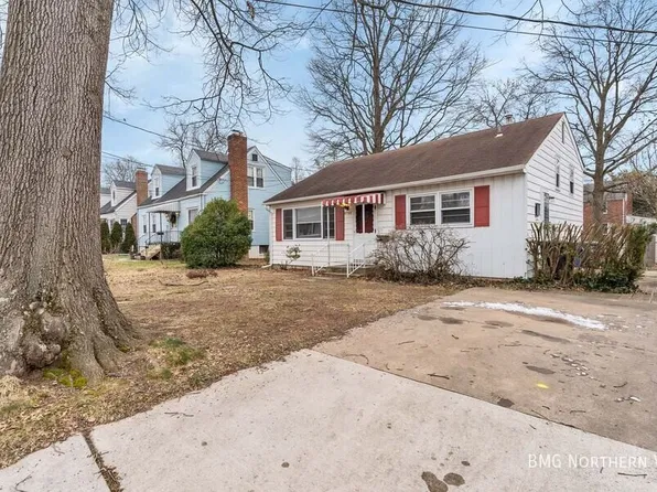 5722 4th St S, Arlington, VA 22204