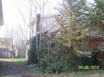 1st image of 253 E Ravenwood Ave