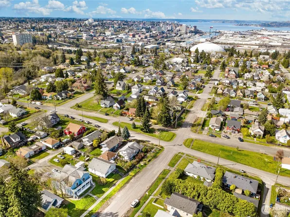 3572 -3574 E F Street, Tacoma, WA 98404