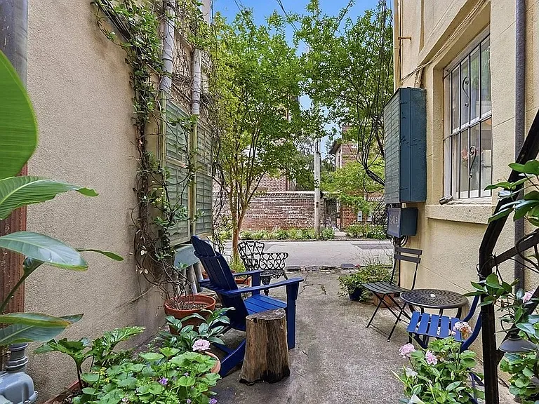 219 Abercorn St #FF3 — Photo 10