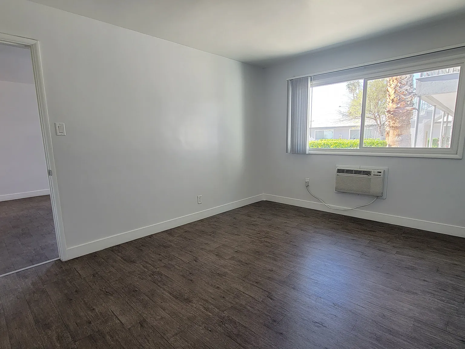 1 bed, 575 sqft, $995 — Photo 3
