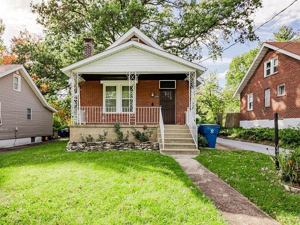 1st image of 2721 W Tennyson Ave