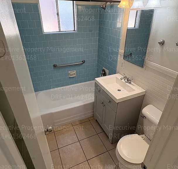 820 Moore St — Photo 20