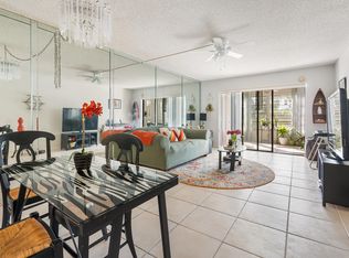 9355 SW 8th St APT 323, Boca Raton, FL 33428