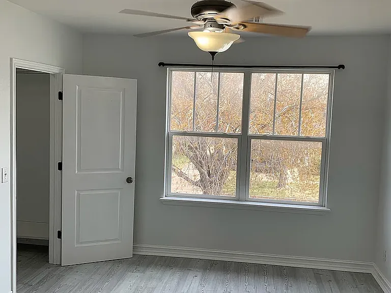 725 S Wyandotte Ave — Photo 11