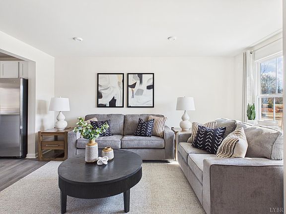 5th image of 33 Ranwell Rd