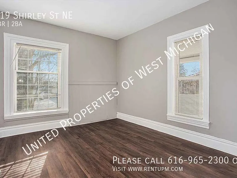 519 Shirley St NE — Photo 6
