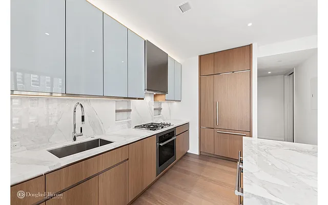 Rented by Douglas Elliman | media 20