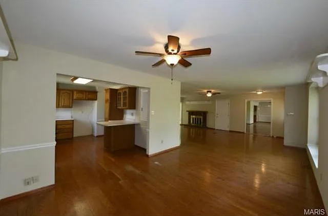 4 bed, 1695 sqft, $2,395 — Photo 4