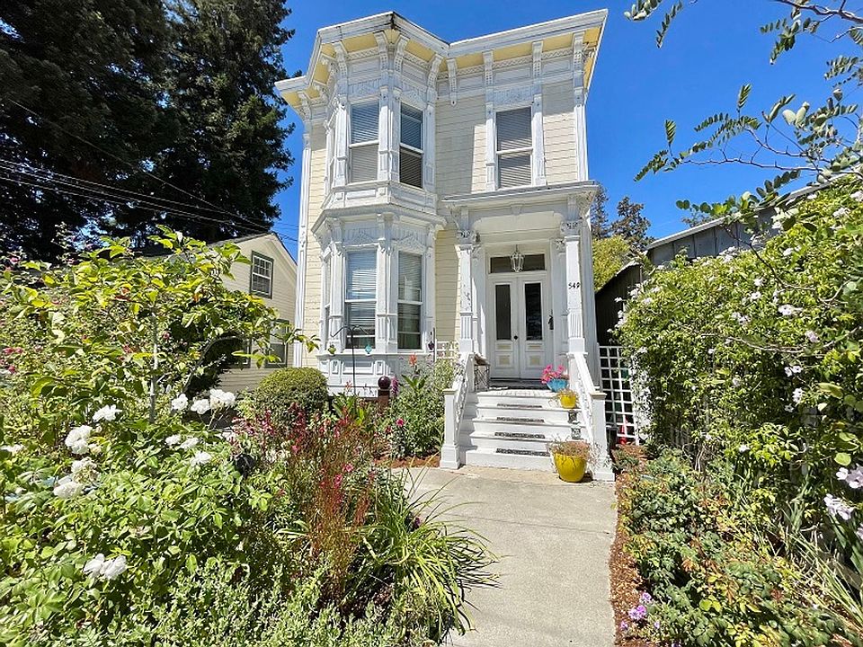 1st image of 549 Brown St #14