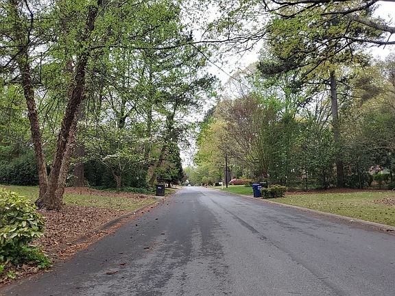 4th image of 3170 W Somerset Ct SE