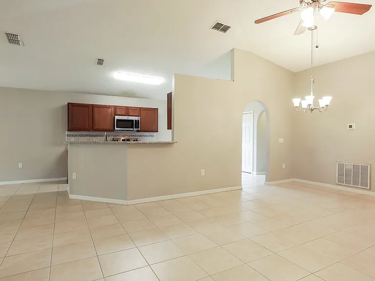 7390 Overland Park Blvd — Photo 4