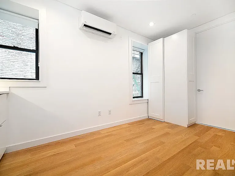 59 Thompson St #1 — Photo 3