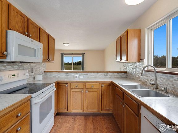 5th image of 455 Stevens Cir