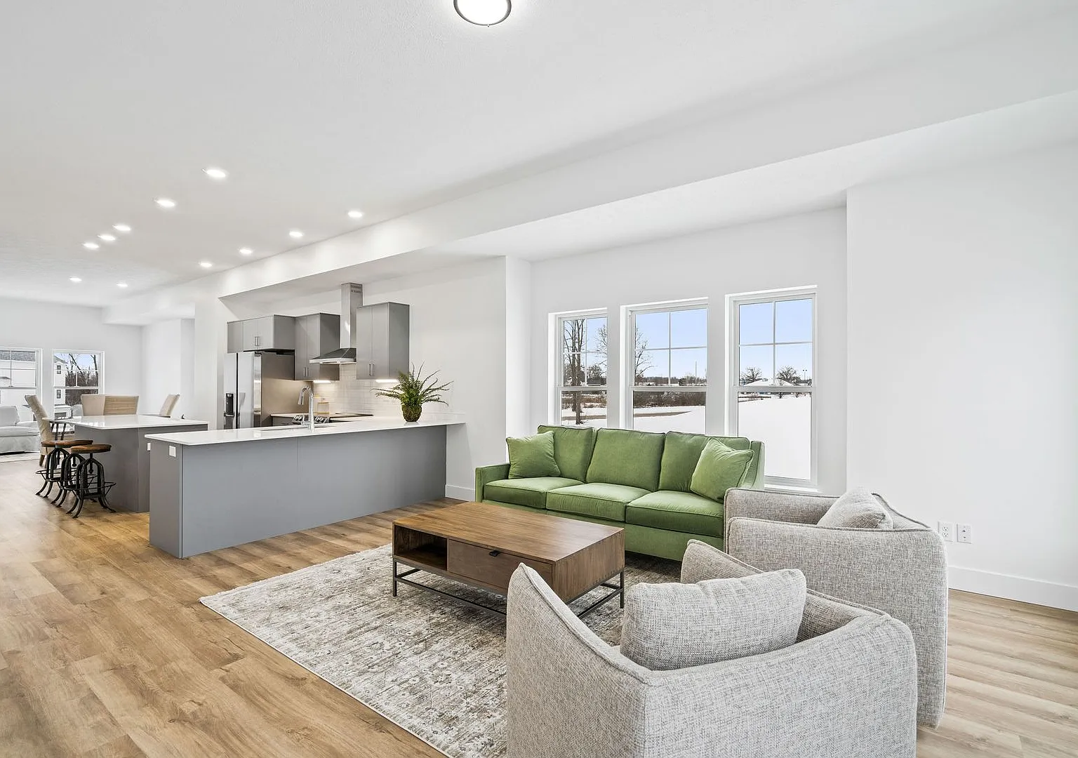 NorthWest TownHomes — Photo 4