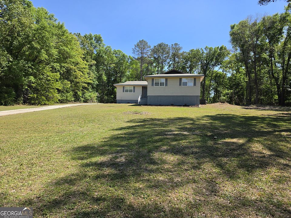 1st image of 565 Dennard Rd