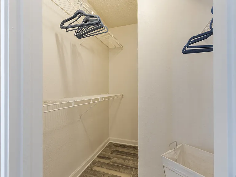 Brixton McKinney Apartments — Photo 12
