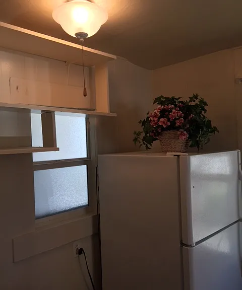 709 NE 43rd St #2 — Photo 12