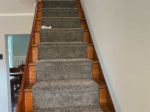 5th image of 320 E 10th Ave