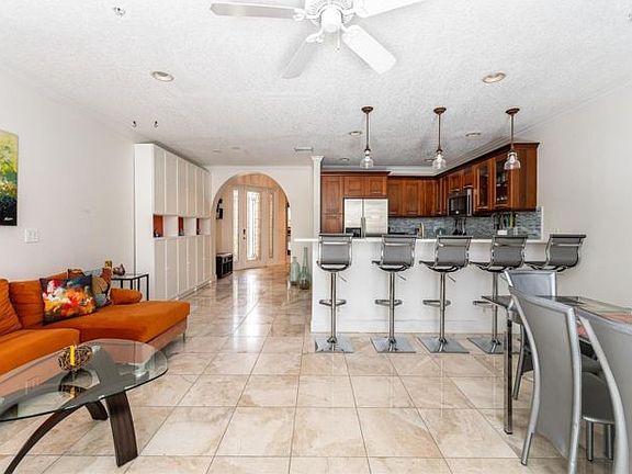2nd image of 2614 NE 11th Ct