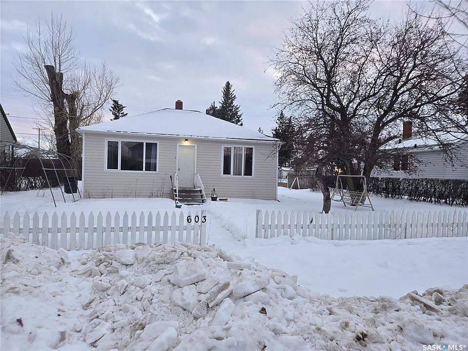 1st image of 603 3rd STREET