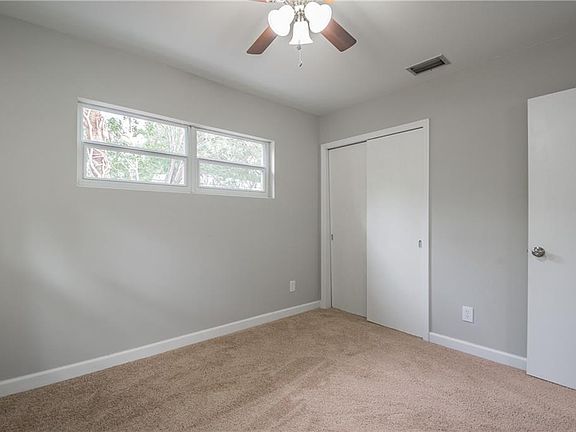 5th image of 4120 Indianapolis St NE