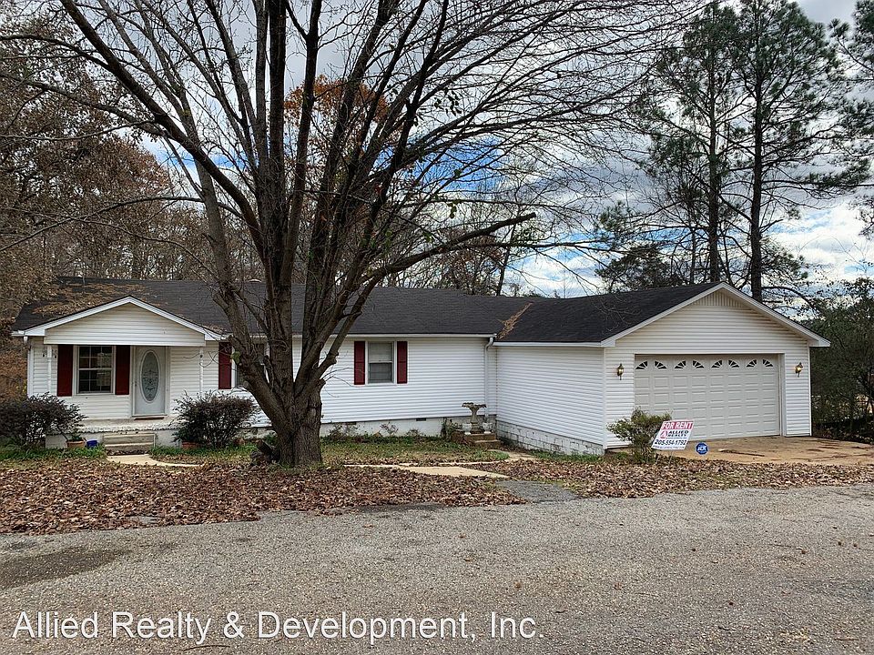 2nd image of 1309 Cedarbrook Dr