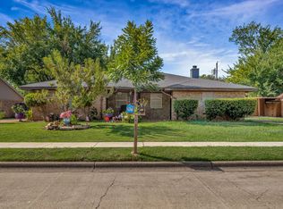 808 Windcrest Dr, Keller, TX 76248