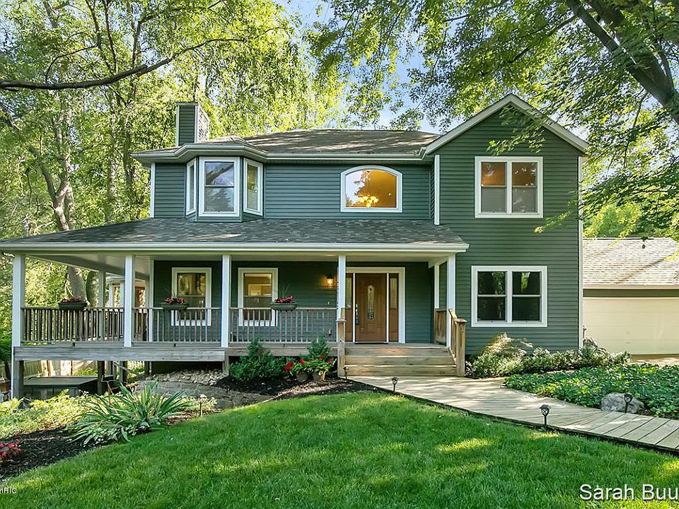 1st image of 3315 Thorncrest Dr SE