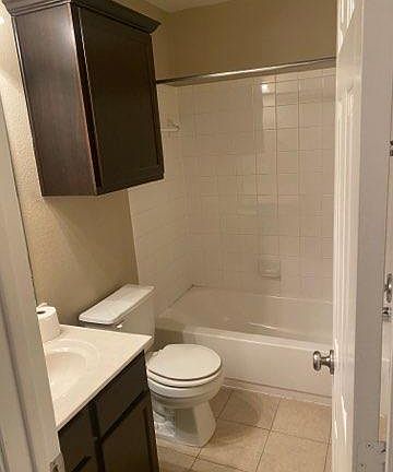 3rd image of 6103 Charlotte Ln