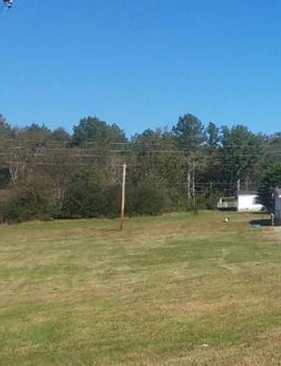 2nd image of 550 Walker Rd