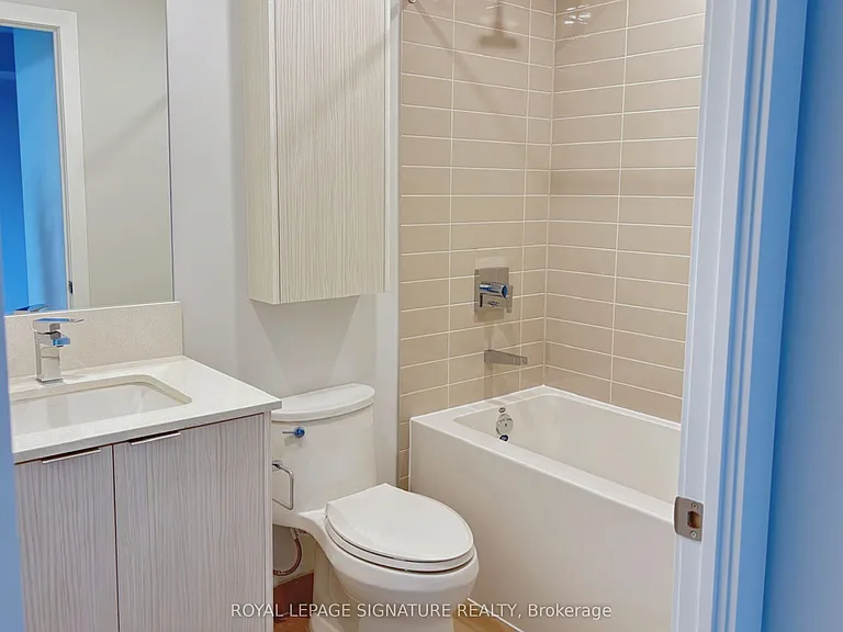 430 Square One Dr #815 — Photo 9