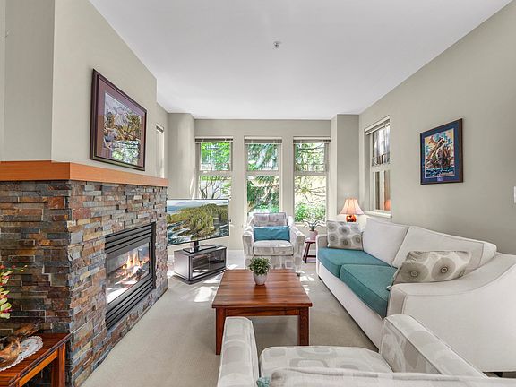 4th image of 188 W 29th St #208