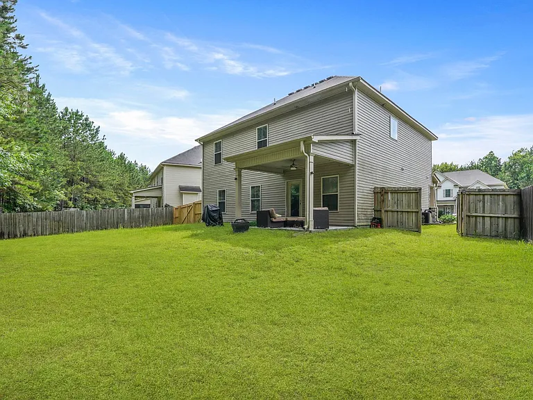 168 Green Paddock Cir — Photo 47