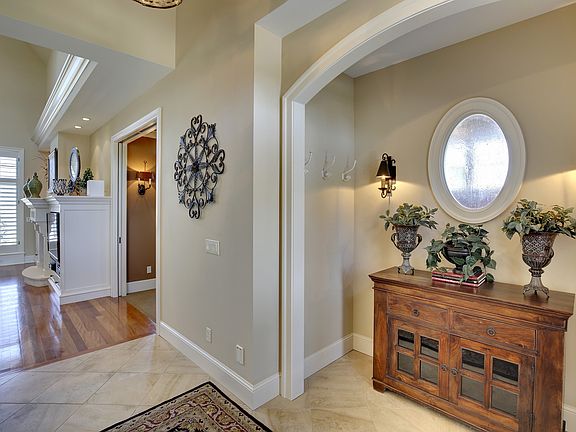 3rd image of 250 Bergamot Dr
